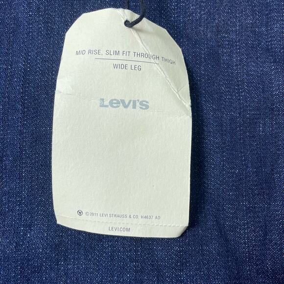 Levi’s NWT Dark Wash Wide Leg Jeans Size 18M - Picture 9 of 12